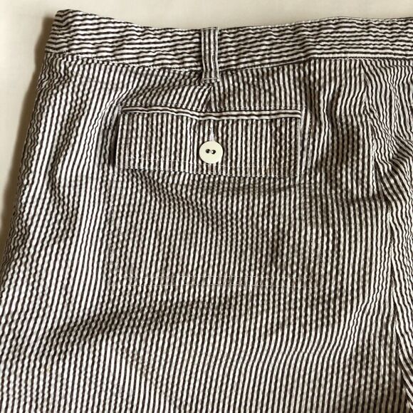 Seersucker Shorts Women White Gray Bermuda 16 JH Collectibles Striped Neutral - Picture 3 of 6